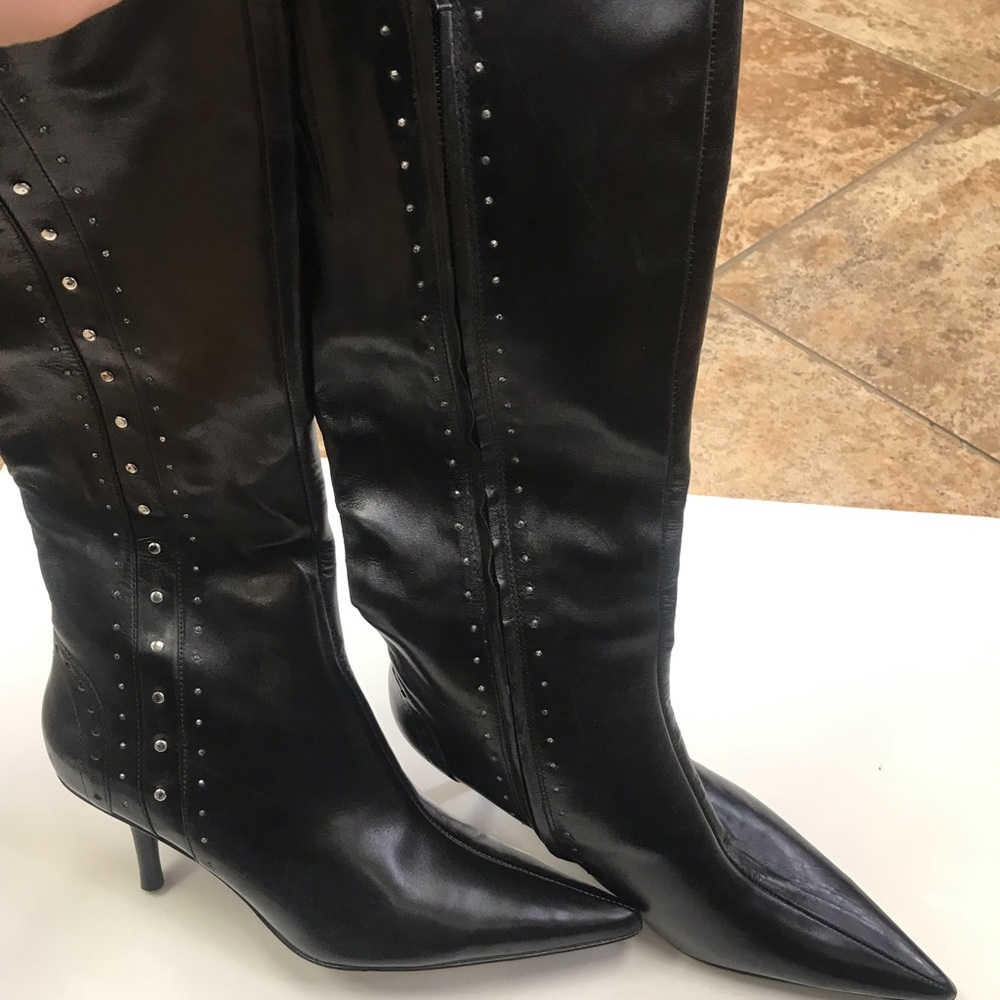 BRAND NEW Michael Kors boots
